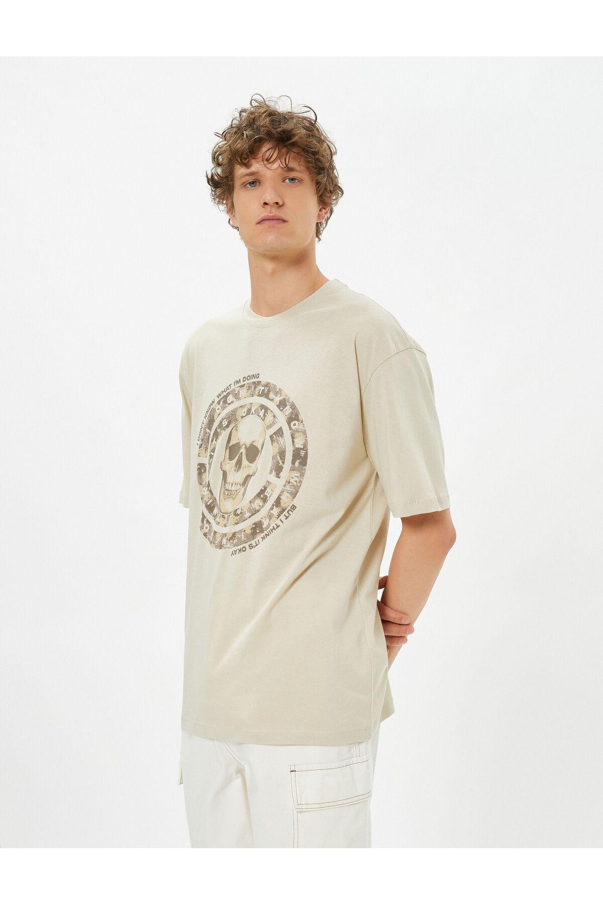 تیشرت با چاپ جمجمه از گردن خدمه نخی