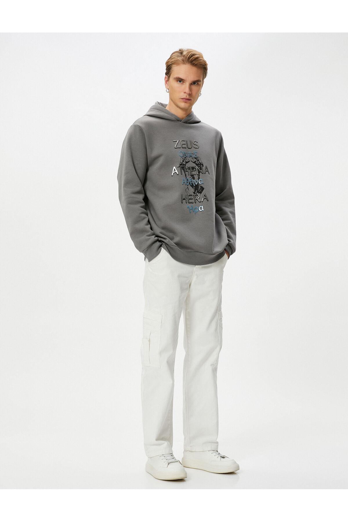 آستین بلند آجدار با تم اسطوره ای