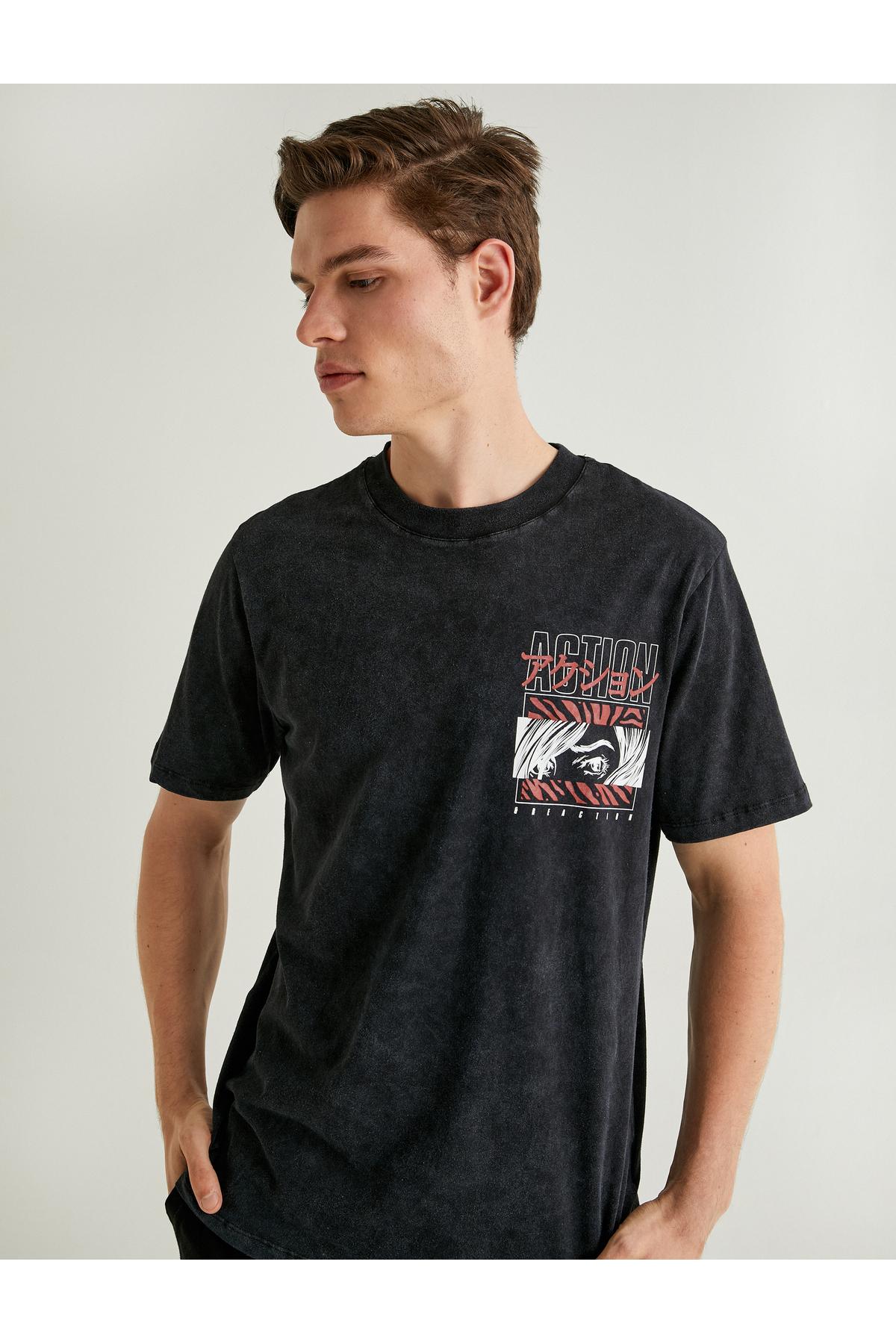 تیشرت آستین کوتاه یقه نخی چاپ شده