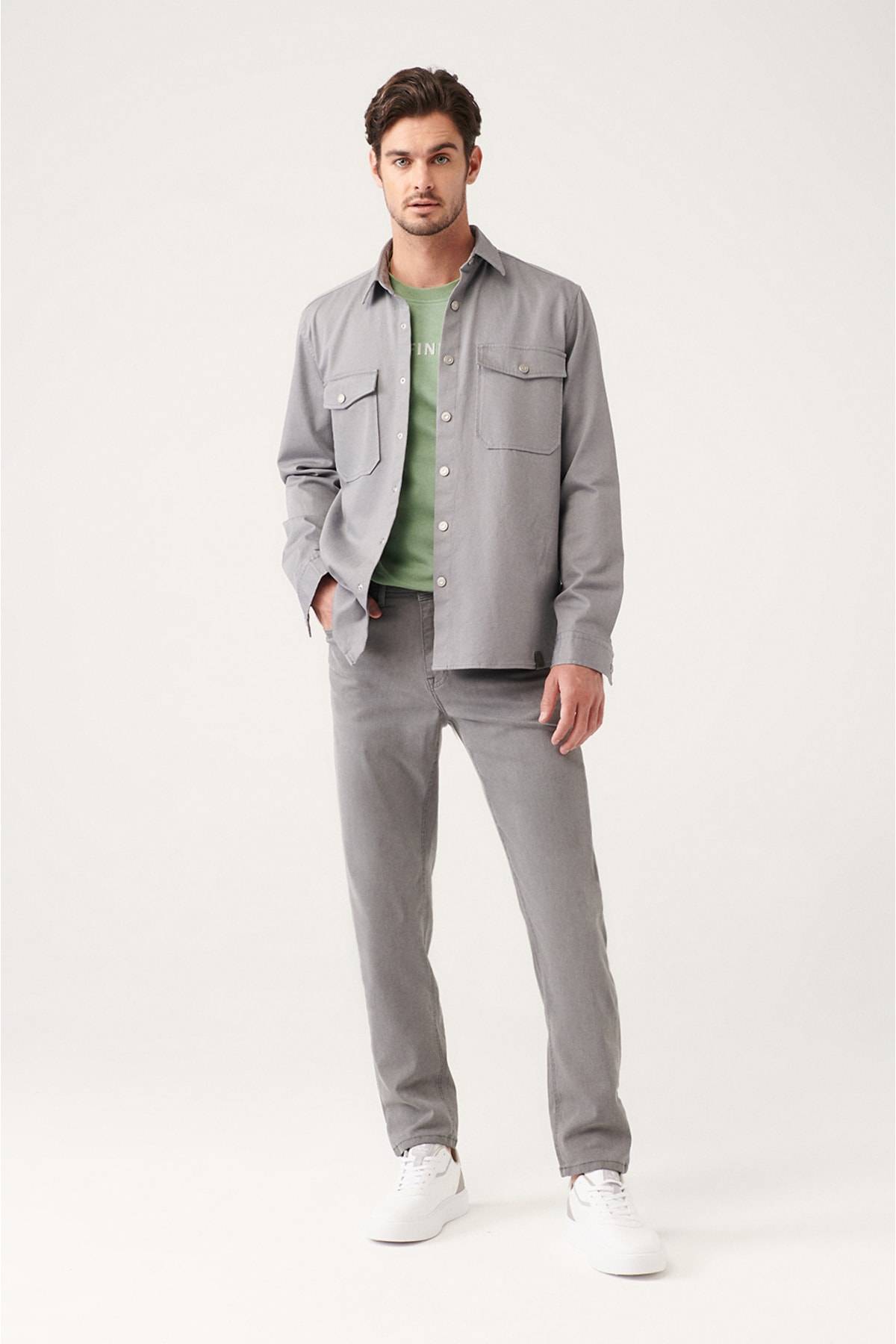 شلوار جین لاغری باریک و باریک مردانه پوشیده خاکستری شسته A31y3506