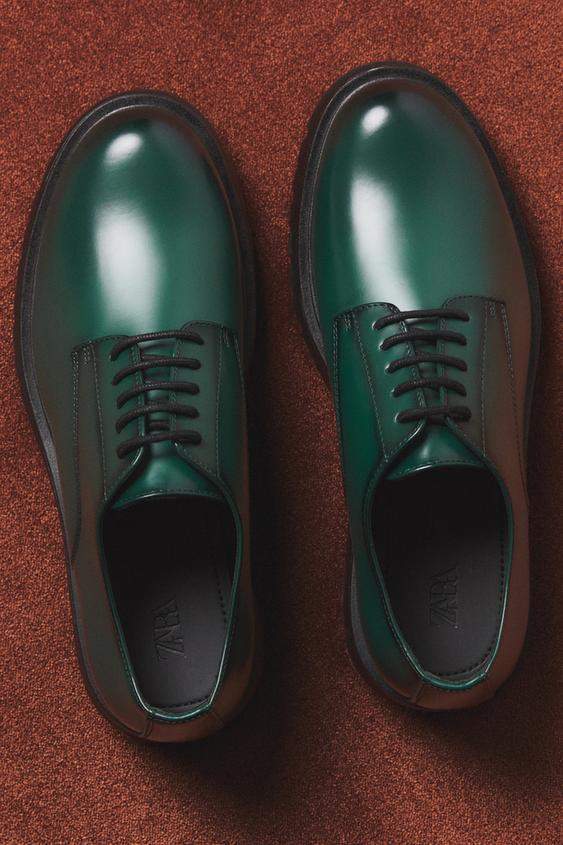 کفش و کتانی کفش و کتانی